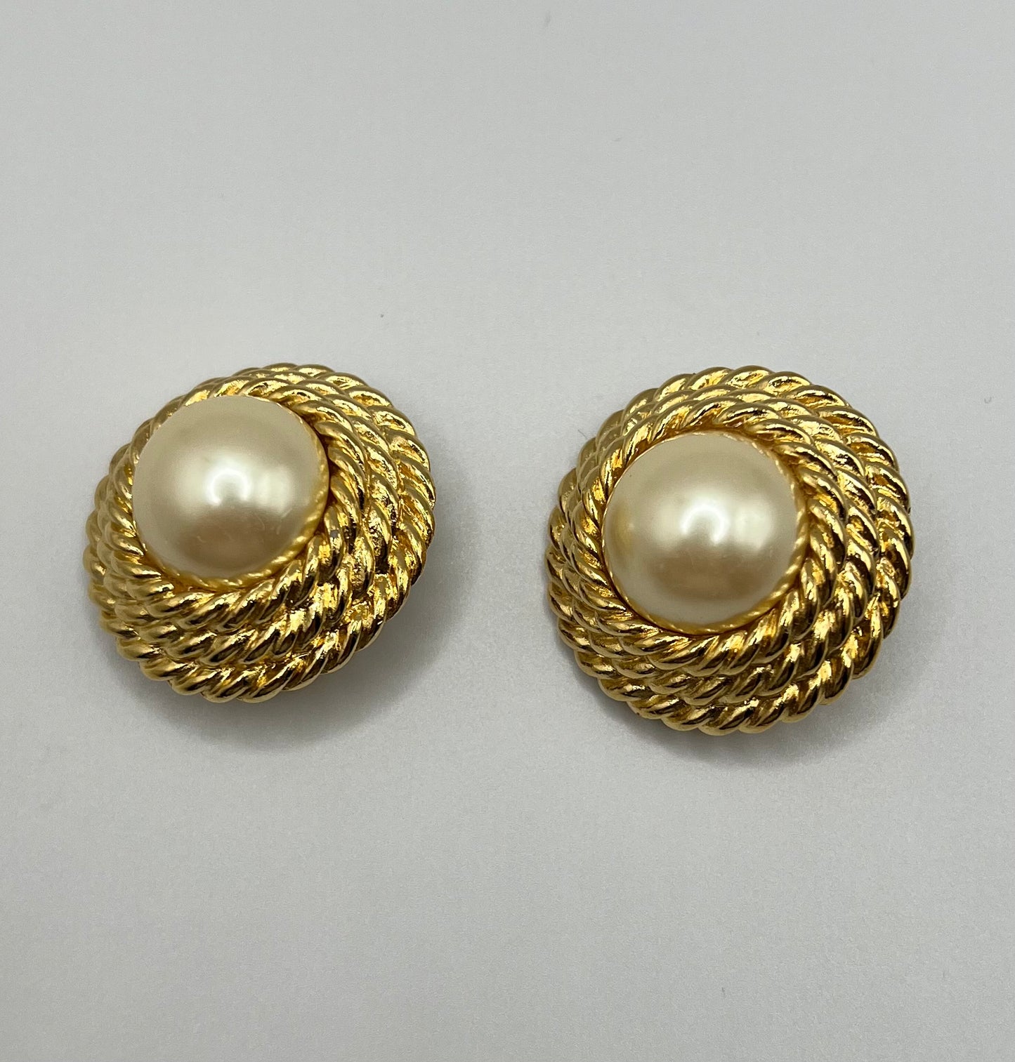 Vintage Pearl and Gold Earrings